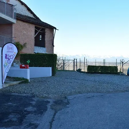 Casa Del Ricetto Apartamento Riforano